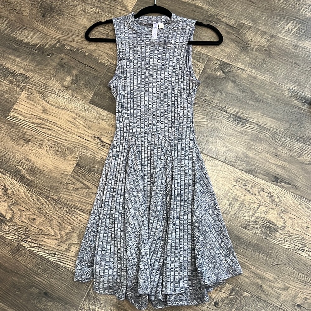 Alya Heathered White and Blue High Neck Sleeveless Skater Style Dress